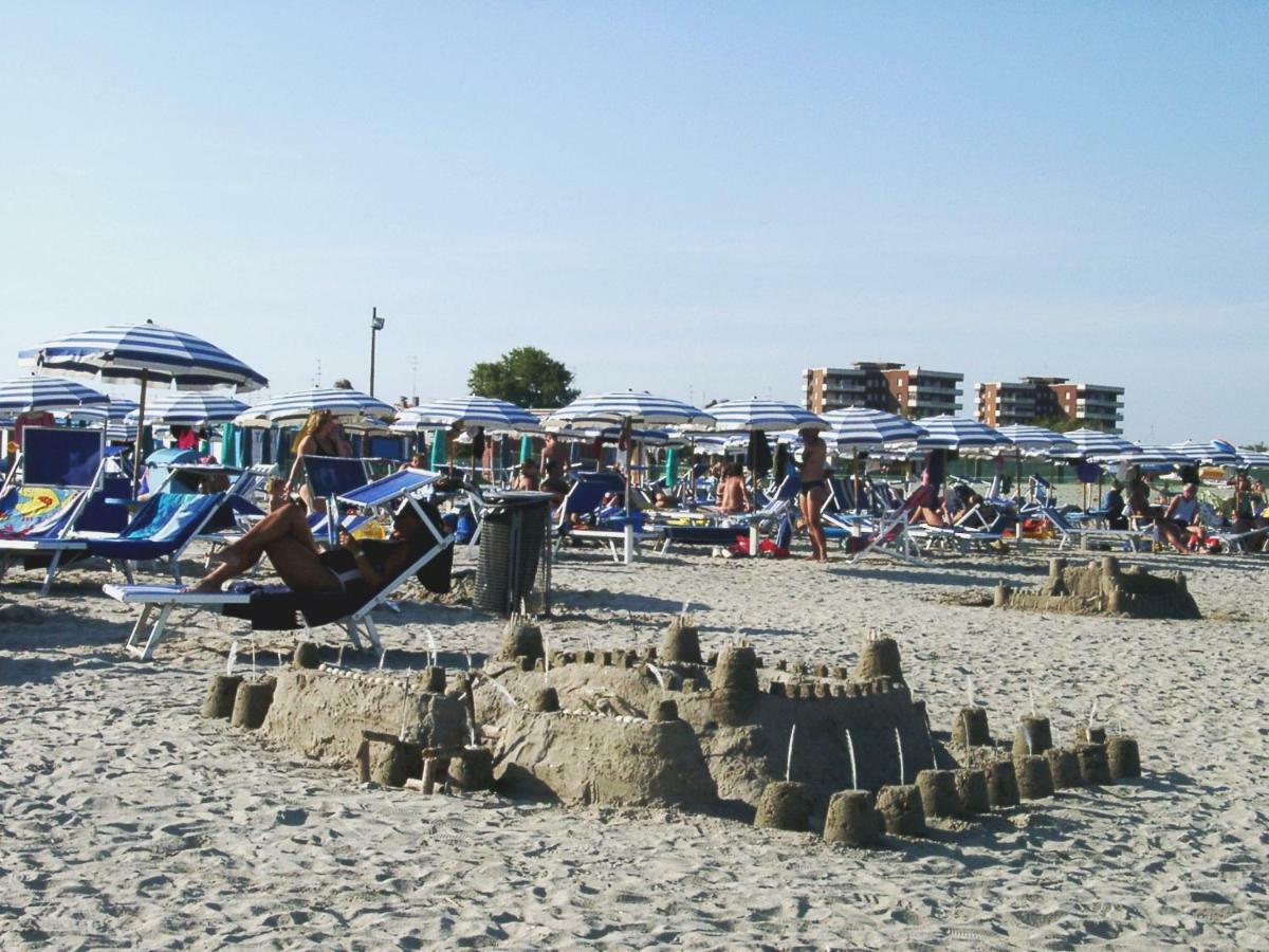 Appartamenti Ponente 利多尔德纳西奥尼 外观 照片